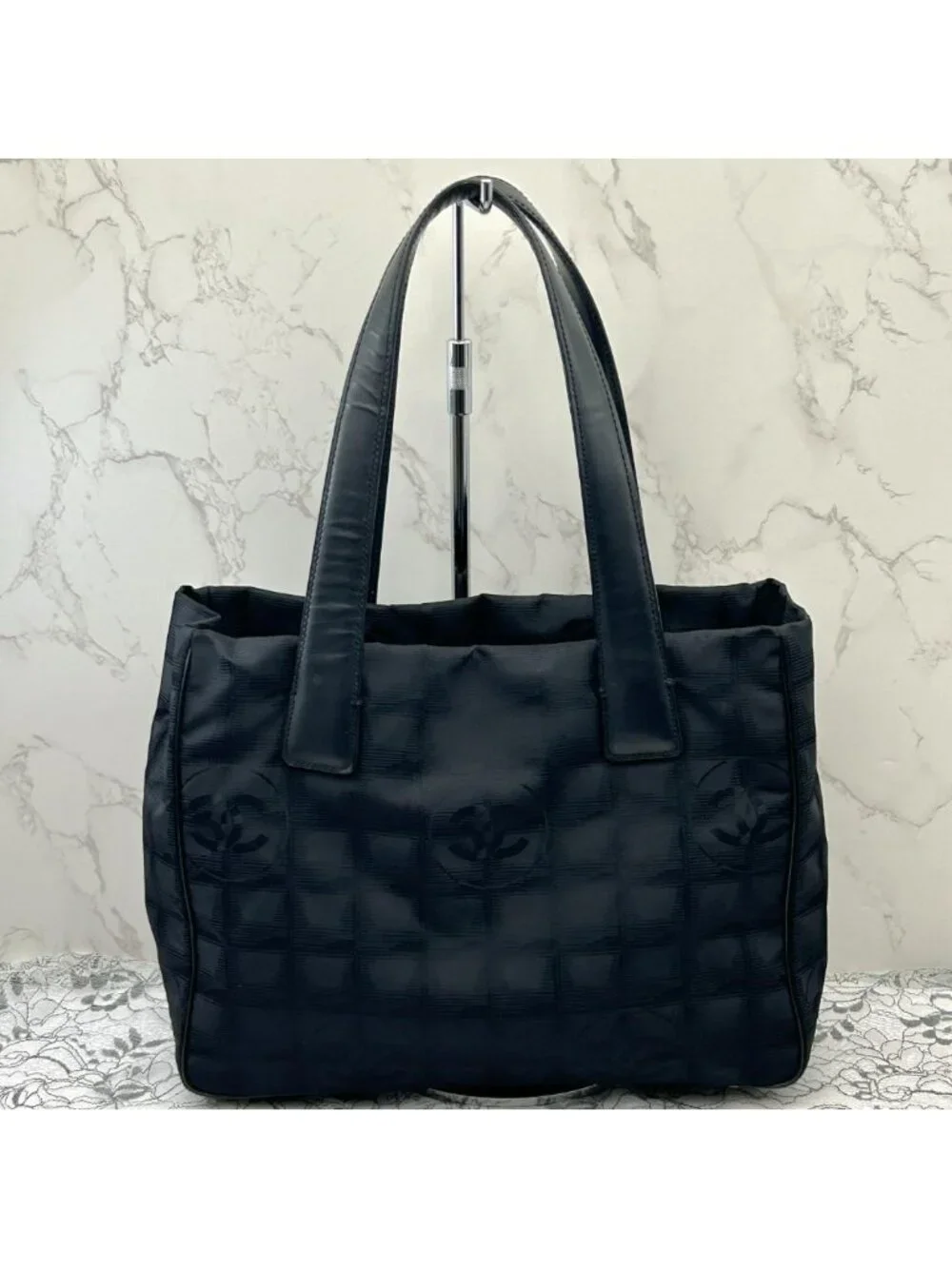 ★SOLD★ Chanel New Travel Line Tote PM - Picture 3 of 10